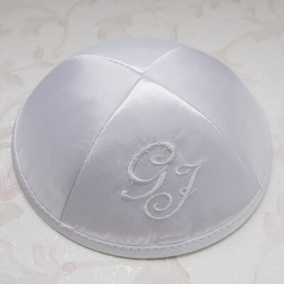 white-satin-customize-embroidery-logo-kipa-kippah-kippot.jpg