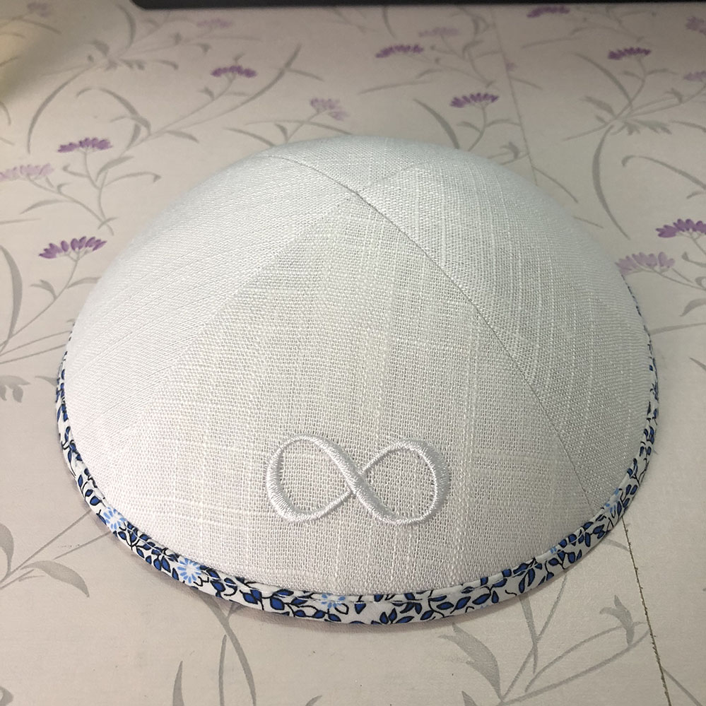 customized wedding kippah embroidery logo in white linen fabric kippot yarmulke1